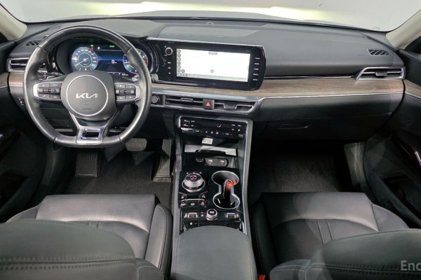 2022 Kia K5 с пробегом 30 858 км