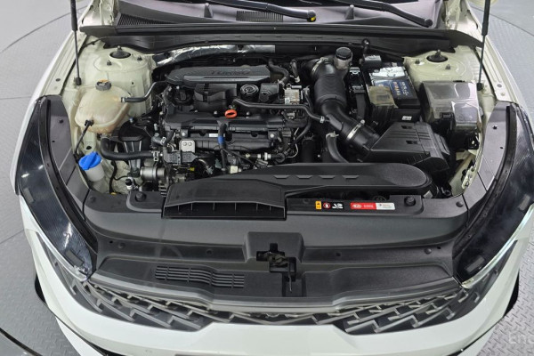 2021 Kia K5 с пробегом 52 623 км