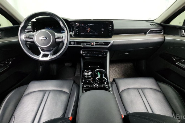 2021 Kia K5 с пробегом 39 600 км