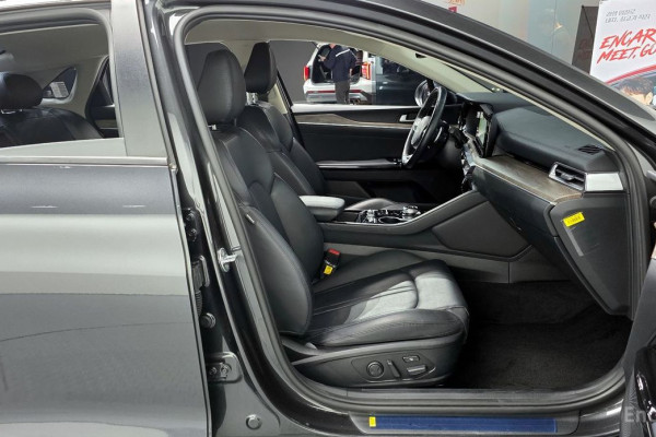 2022 Kia K5 с пробегом 30 858 км