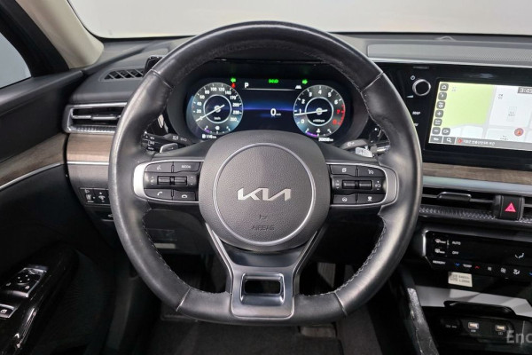 2022 Kia K5 с пробегом 30 858 км