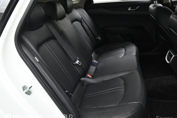 2022 Kia K5 с пробегом 37 620 км