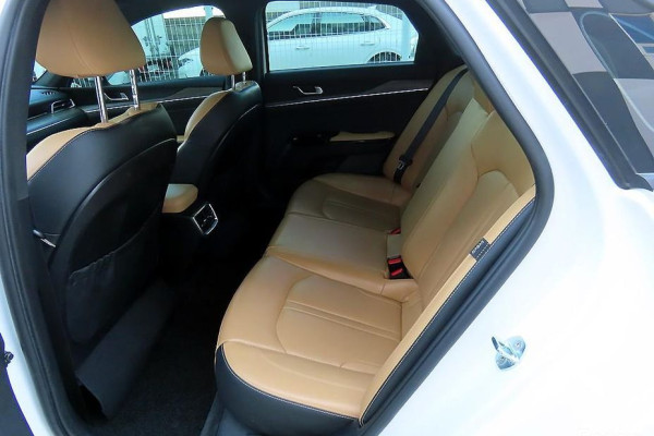 2021 Kia K5 с пробегом 41 566 км