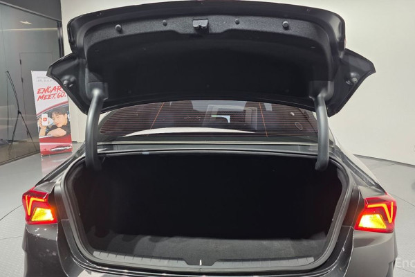 2022 Kia K5 с пробегом 30 858 км