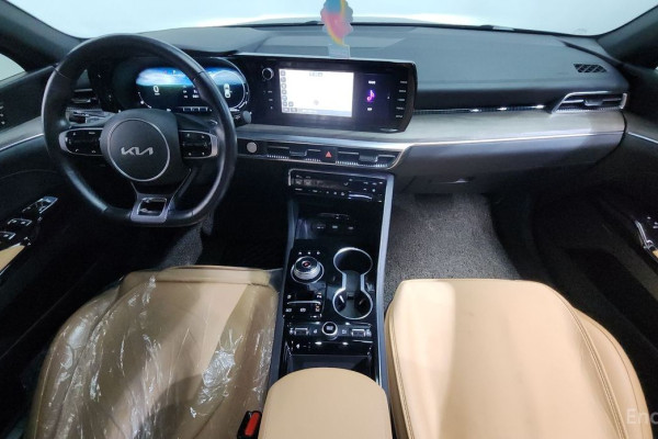 2021 Kia K5 с пробегом 40 933 км