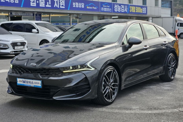 2021 Kia K5 с пробегом 42 145 км