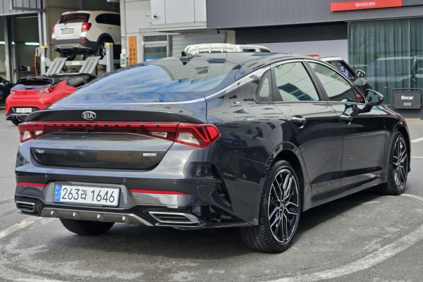 2021 Kia K5 с пробегом 42 145 км