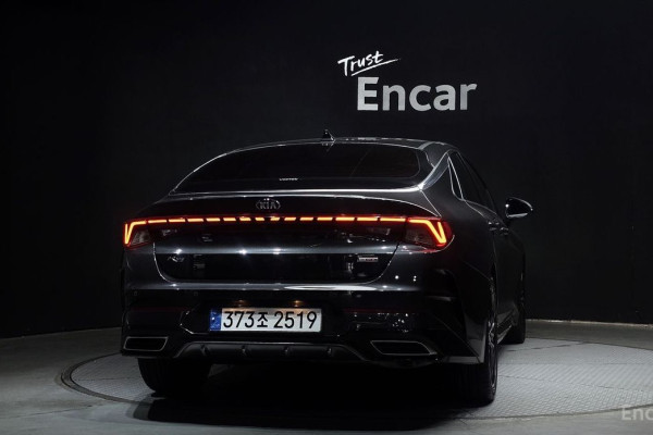 2021 Kia K5 с пробегом 45 585 км