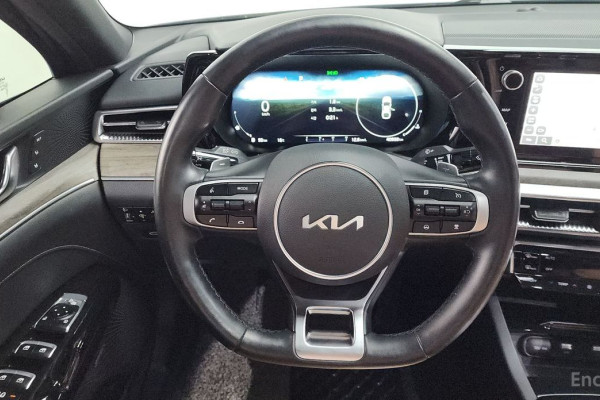 2021 Kia K5 с пробегом 40 933 км