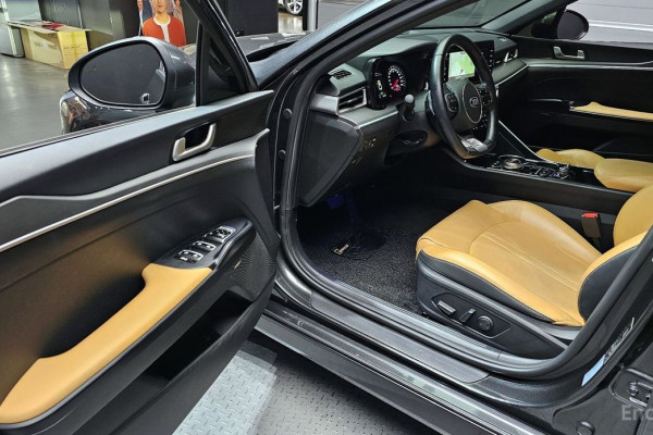 2021 Kia K5 с пробегом 45 585 км