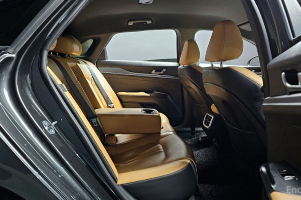 2021 Kia K5 с пробегом 45 585 км