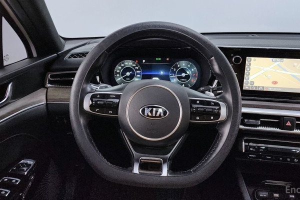 2021 Kia K5 с пробегом 56 873 км