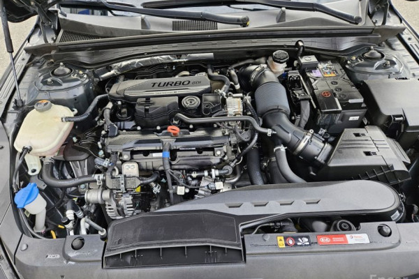 2021 Kia K5 с пробегом 42 145 км