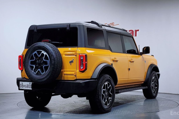 2022 Ford Bronco с пробегом 23 553 км