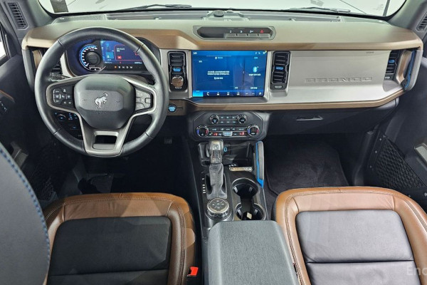 2023 Ford Bronco с пробегом 32 257 км