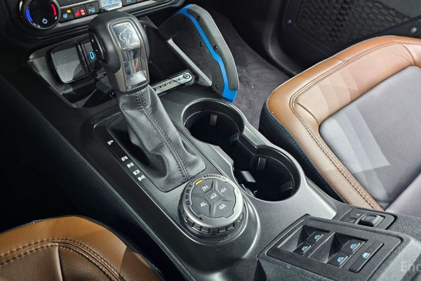 2023 Ford Bronco с пробегом 32 257 км