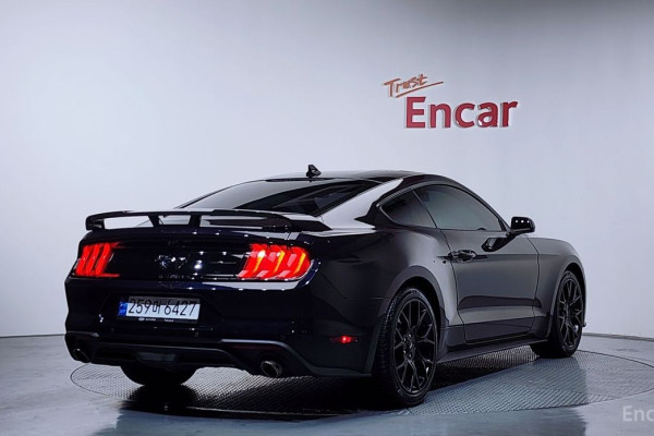 2022 Ford Mustang с пробегом 22 523 км