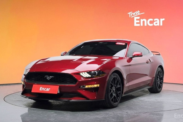 2023 Ford Mustang с пробегом 19 879 км