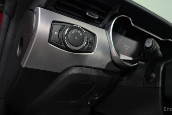 2023 Ford Mustang с пробегом 19 879 км