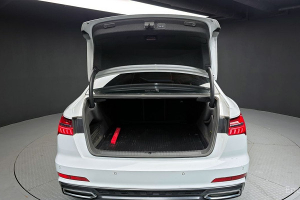 2020 Audi A6 с пробегом 223 778 км