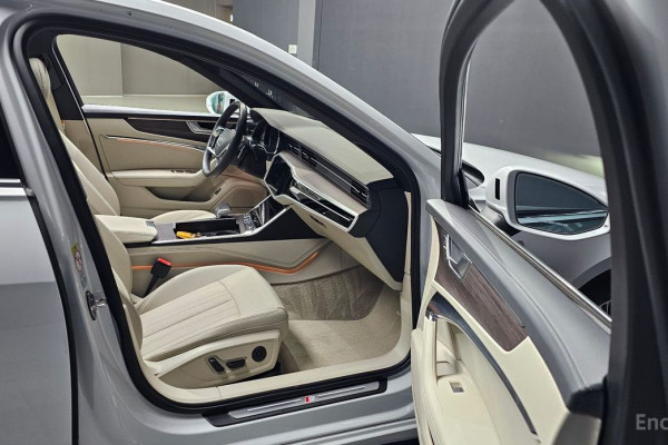 2023 Audi A6 с пробегом 40 595 км