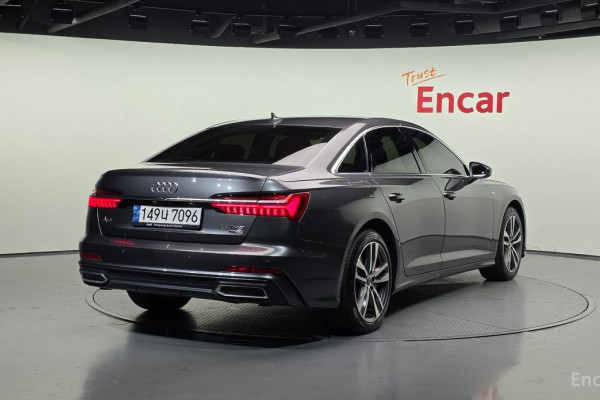 2022 Audi A6 с пробегом 70 634 км