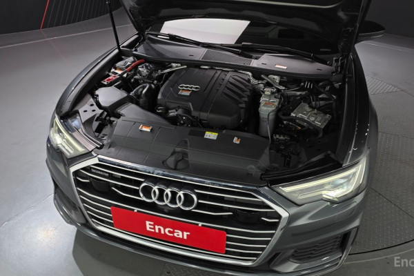 2022 Audi A6 с пробегом 70 634 км