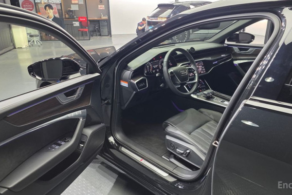 2025 Audi A6 с пробегом 14 398 км