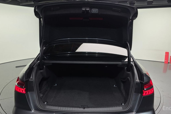 2022 Audi A6 с пробегом 70 634 км