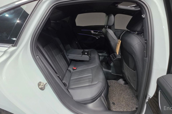 2023 Audi A6 с пробегом 41 232 км