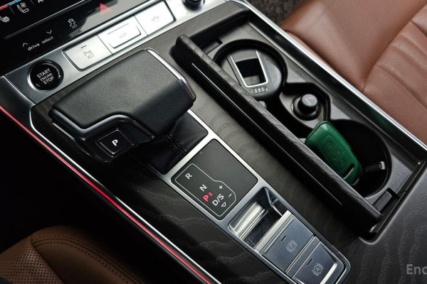 2023 Audi A6 с пробегом 17 095 км