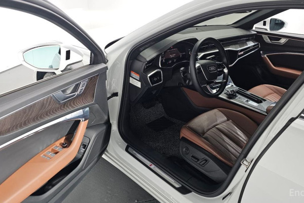 2023 Audi A6 с пробегом 17 095 км