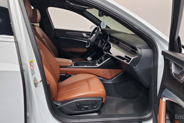 2021 Audi A6 с пробегом 67 592 км