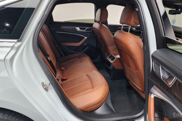 2021 Audi A6 с пробегом 67 592 км