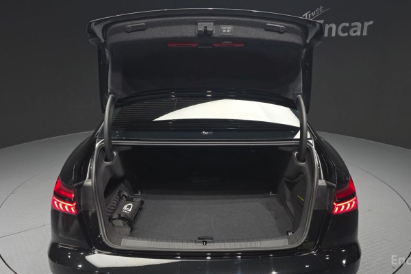 2024 Audi A6 с пробегом 21 412 км