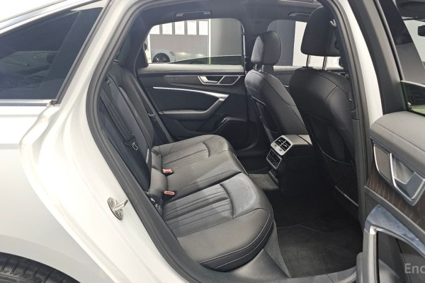 2022 Audi A6 с пробегом 32 728 км