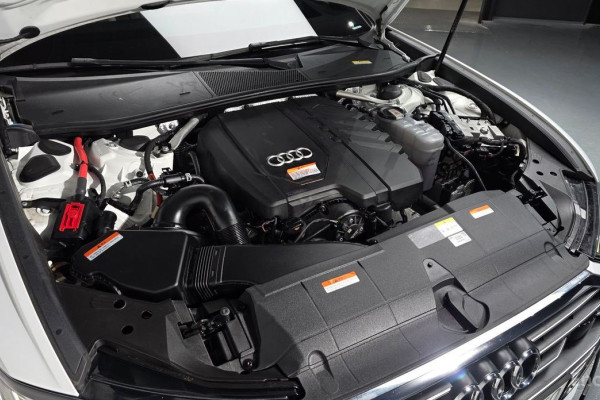 2023 Audi A6 с пробегом 25 875 км