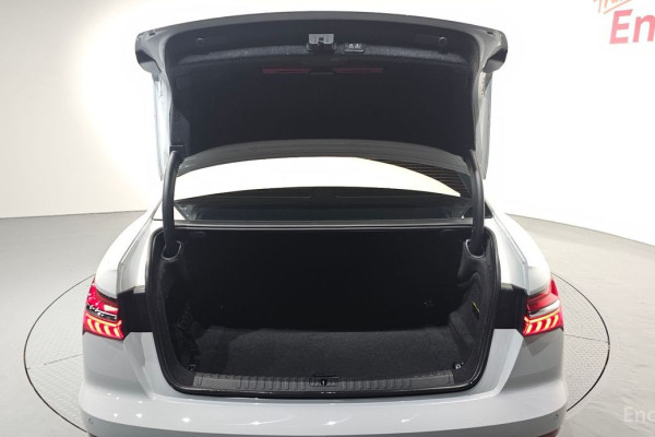 2022 Audi A6 с пробегом 32 728 км