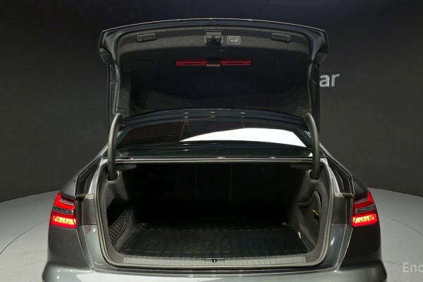 2022 Audi A6 с пробегом 109 470 км