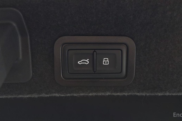 2023 Audi A6 с пробегом 25 875 км