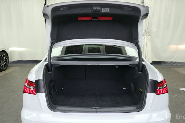 2022 Audi A6 с пробегом 102 198 км