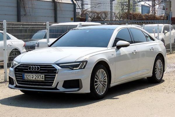 2021 Audi A6 с пробегом 124 311 км