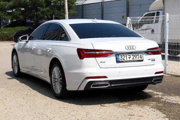 2021 Audi A6 с пробегом 124 311 км