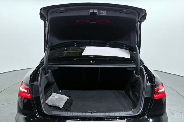 2023 Audi A6 с пробегом 31 067 км