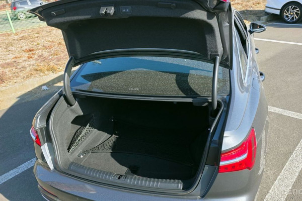 2020 Audi A6 с пробегом 117 651 км