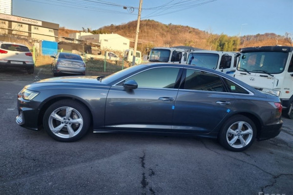 2020 Audi A6 с пробегом 112 429 км