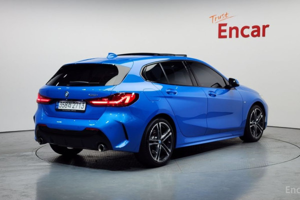 2022 BMW 1 серии с пробегом 61 877 км