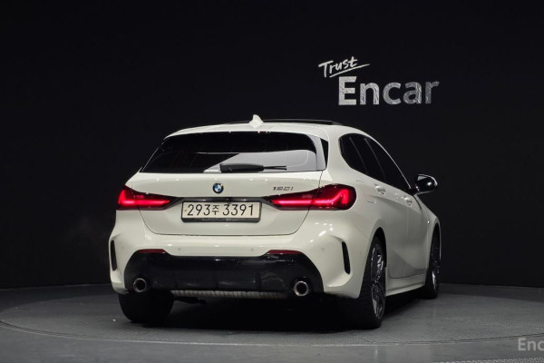 2022 BMW 1 серии с пробегом 56 608 км