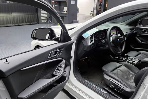 2022 BMW 1 серии с пробегом 56 608 км