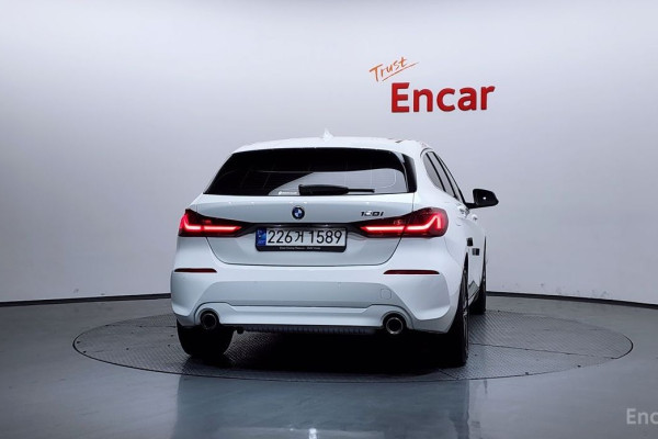 2022 BMW 1 серии с пробегом 83 962 км